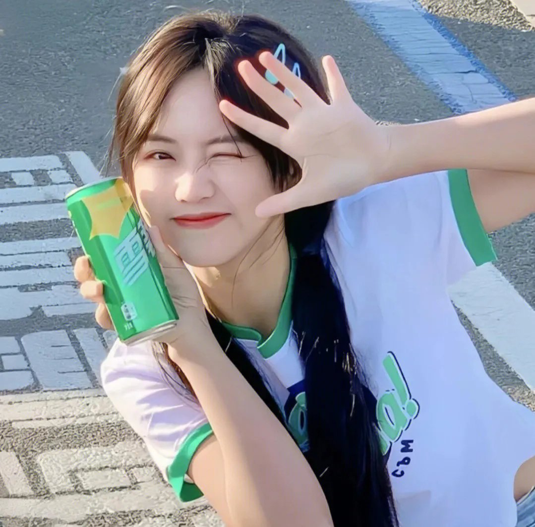 穿越荒年，我和老六爹的逃荒路